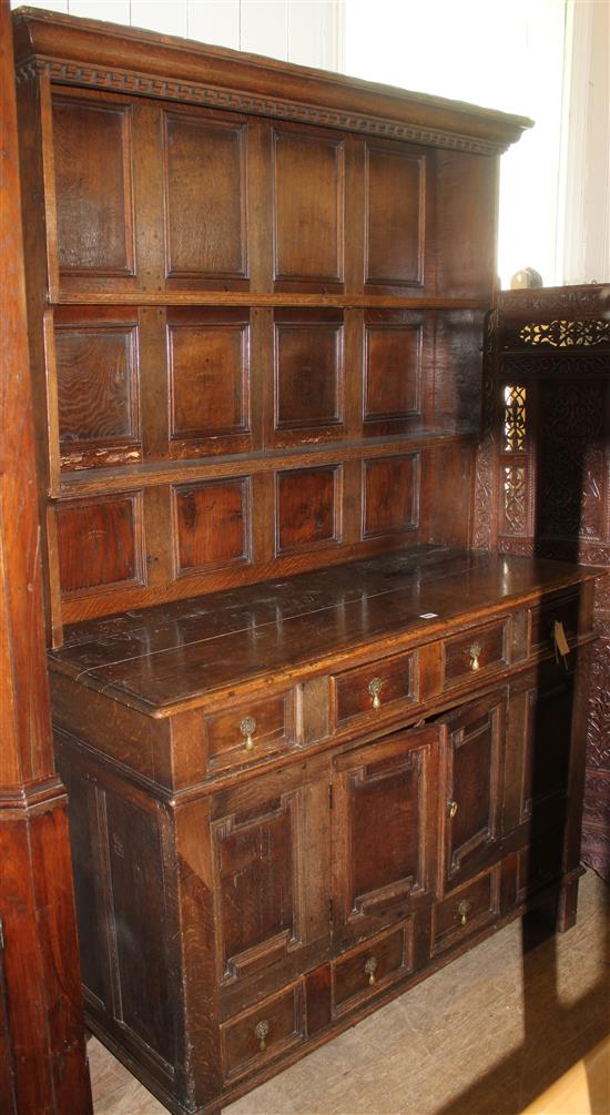 Flemish oak dresser and rack